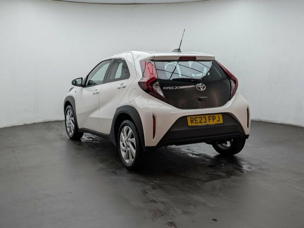 Toyota Aygo X 1L Pure RE23FPJ White #6