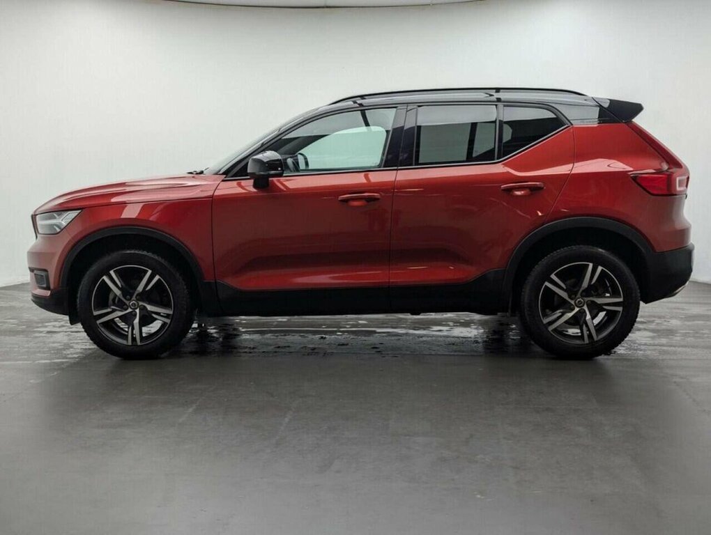 Volvo XC40 1.5L R-design Red #5