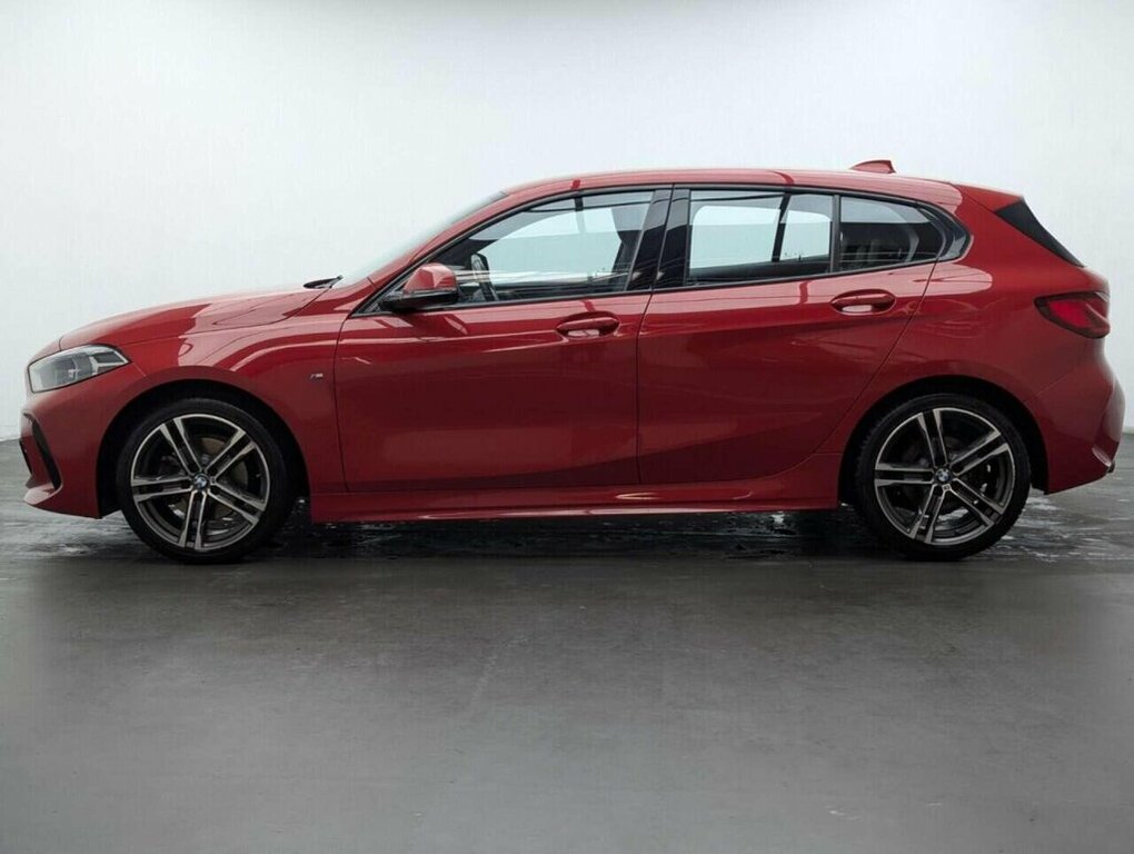 BMW 1 Series 1.5L M Sport YB70YMV Red #3