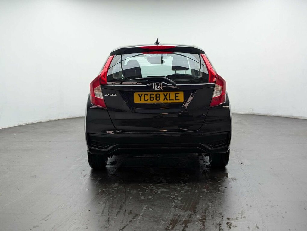Honda Jazz 1.3L Se Navi YC68XLE Black #5
