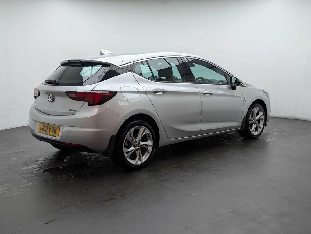 Vauxhall Astra 1.4L Sri Nav Silver #3