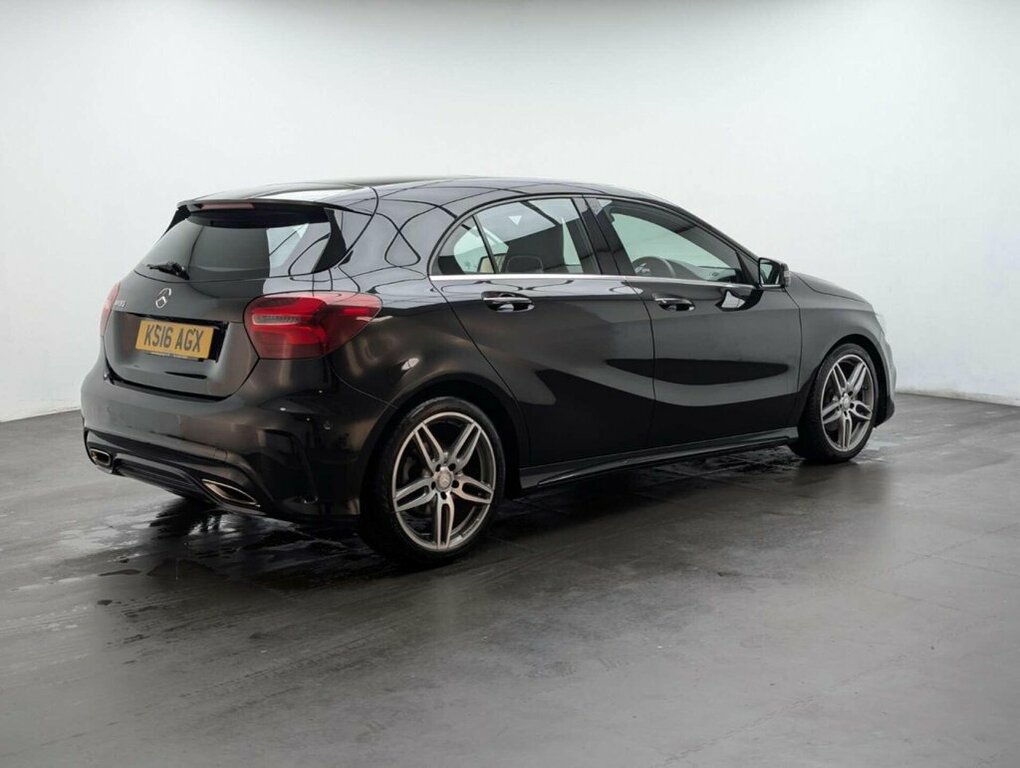Mercedes-Benz A Class 1.6L Amg Line Black #5