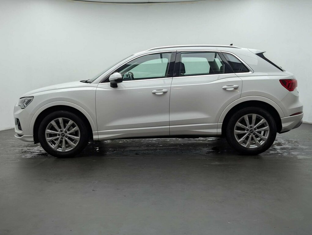 Audi Q3 1.5L Sport HF21WCD White #5