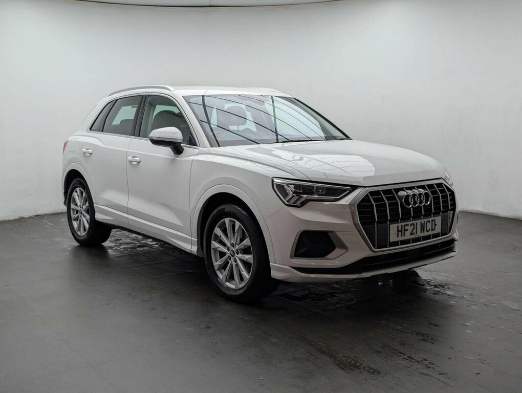 Audi Q3 1.5L Sport HF21WCD White #2