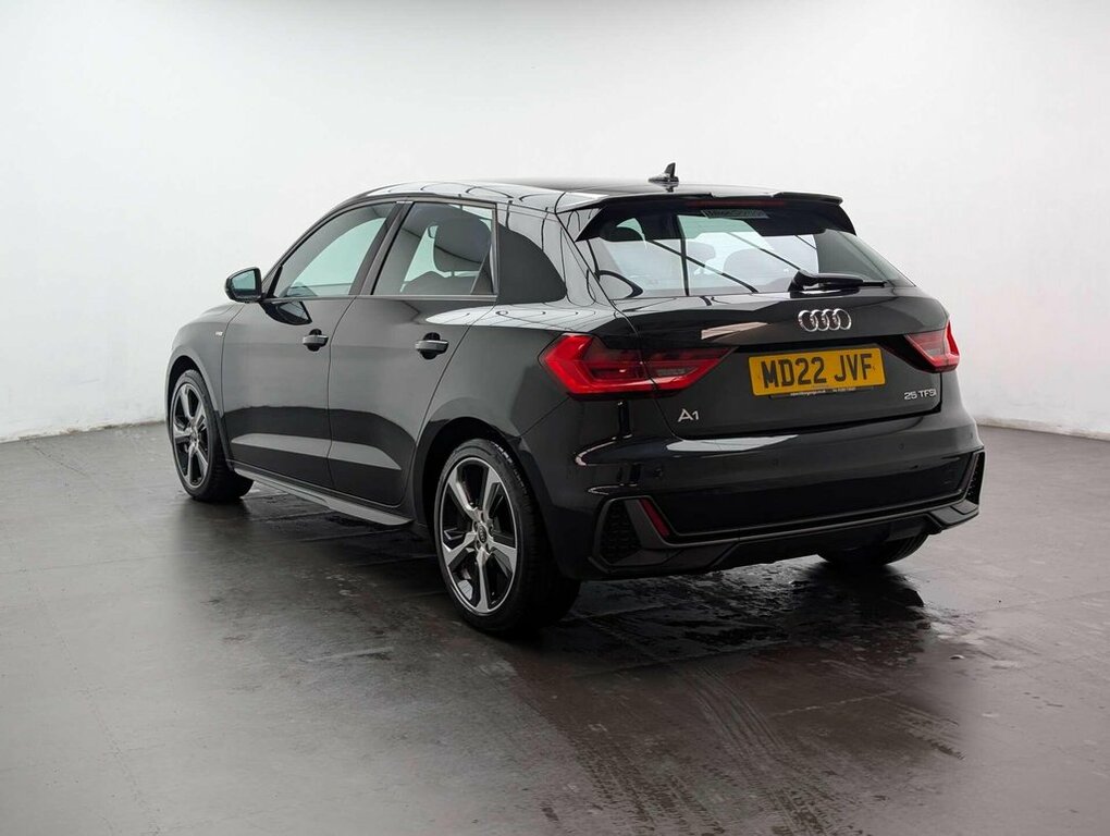 Audi A1 1L S Line MD22JVF Black #6