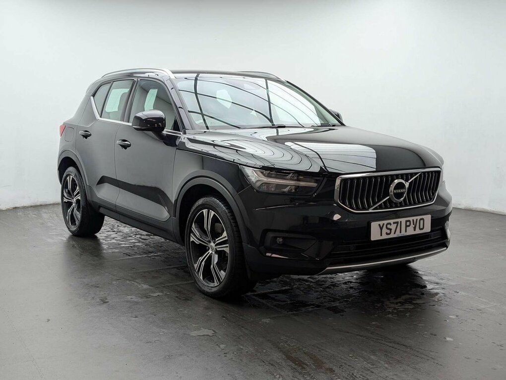 Volvo XC40 2L Inscription Pro YS71PVO Black #2