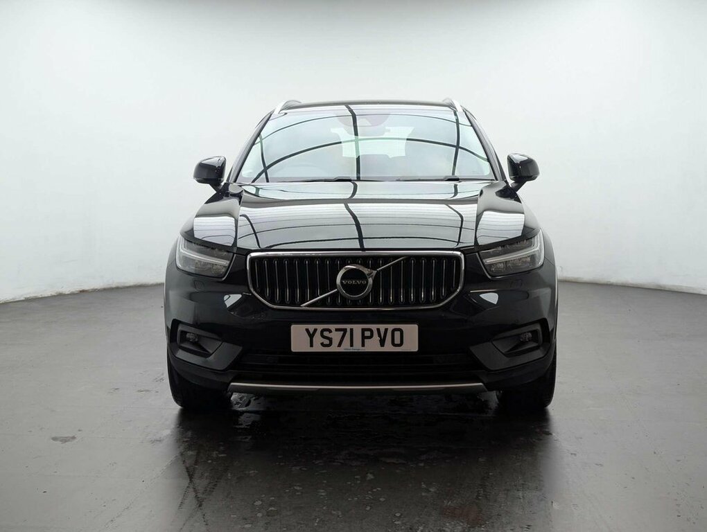 Volvo XC40 2L Inscription Pro YS71PVO Black #3