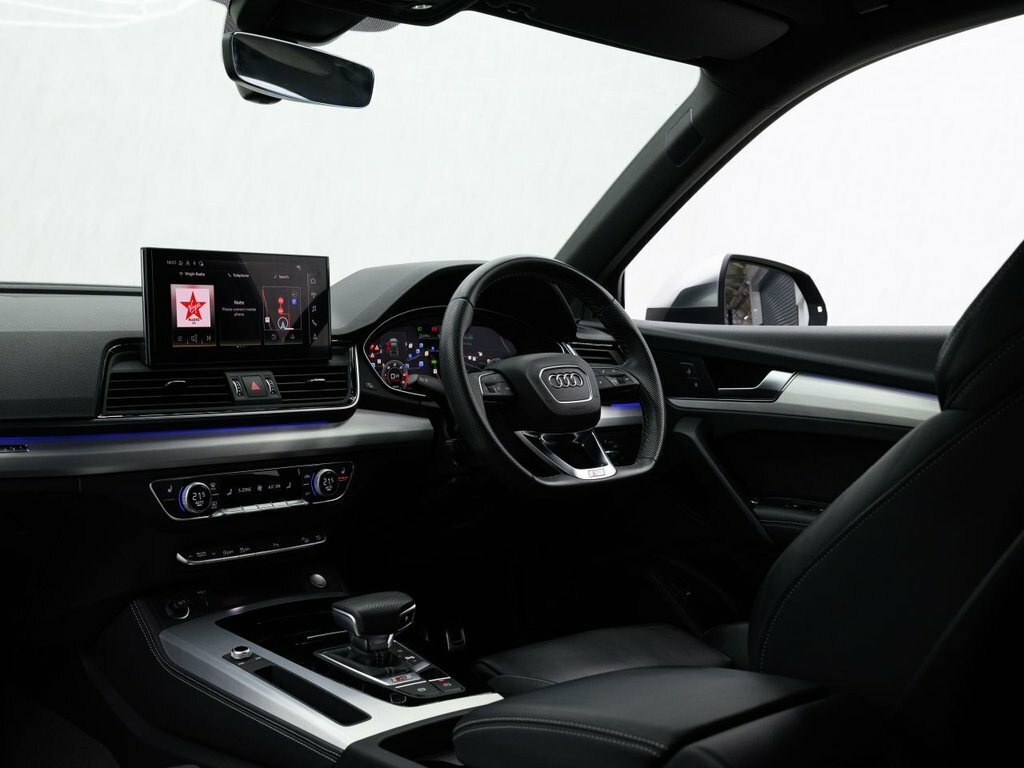Audi SQ5 3L Null NJ22HVW Black #3