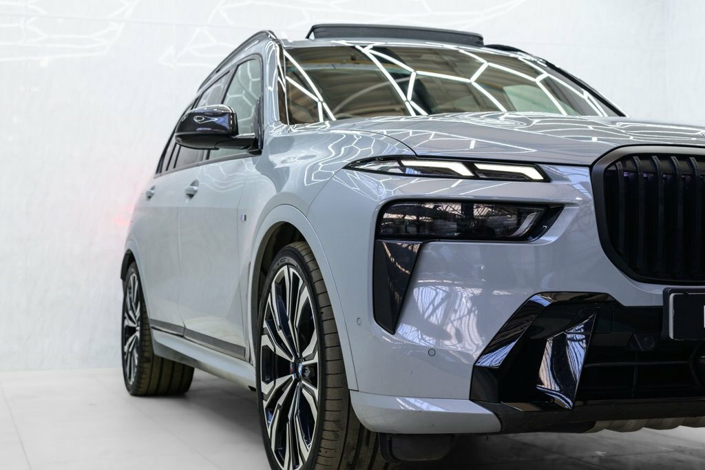 BMW X7 3L M Sport Grey #2