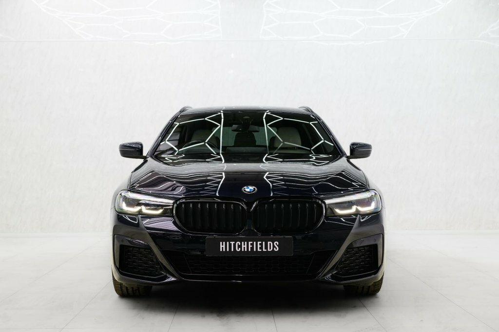 BMW 5 Series 2L Sport YJ21ZOW Black #4