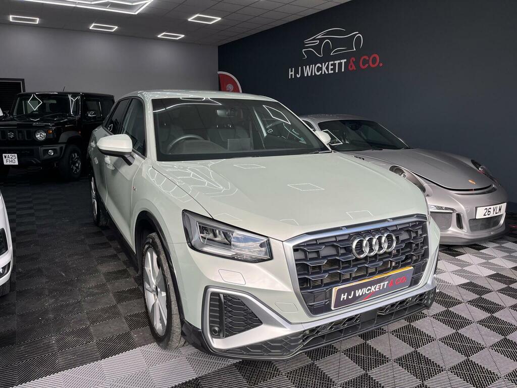 Audi Q2 Suv 1.5 Tfsi Cod 35 S Line S Tronic Euro 6 Ss 5 Silver