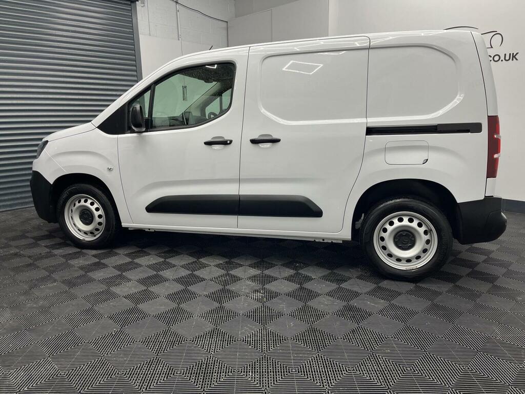 Citroen Berlingo Panel Van 1.5 Bluehdi 1000 Enterprise Edition M Sw YE23NFA White #2