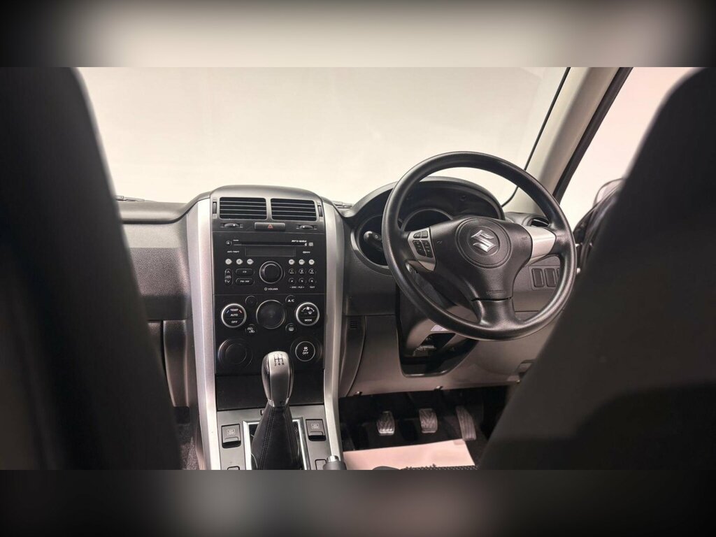 Suzuki Grand Vitara  Brown #83