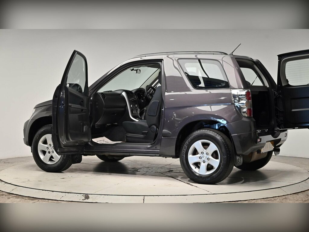 Suzuki Grand Vitara  Brown #59