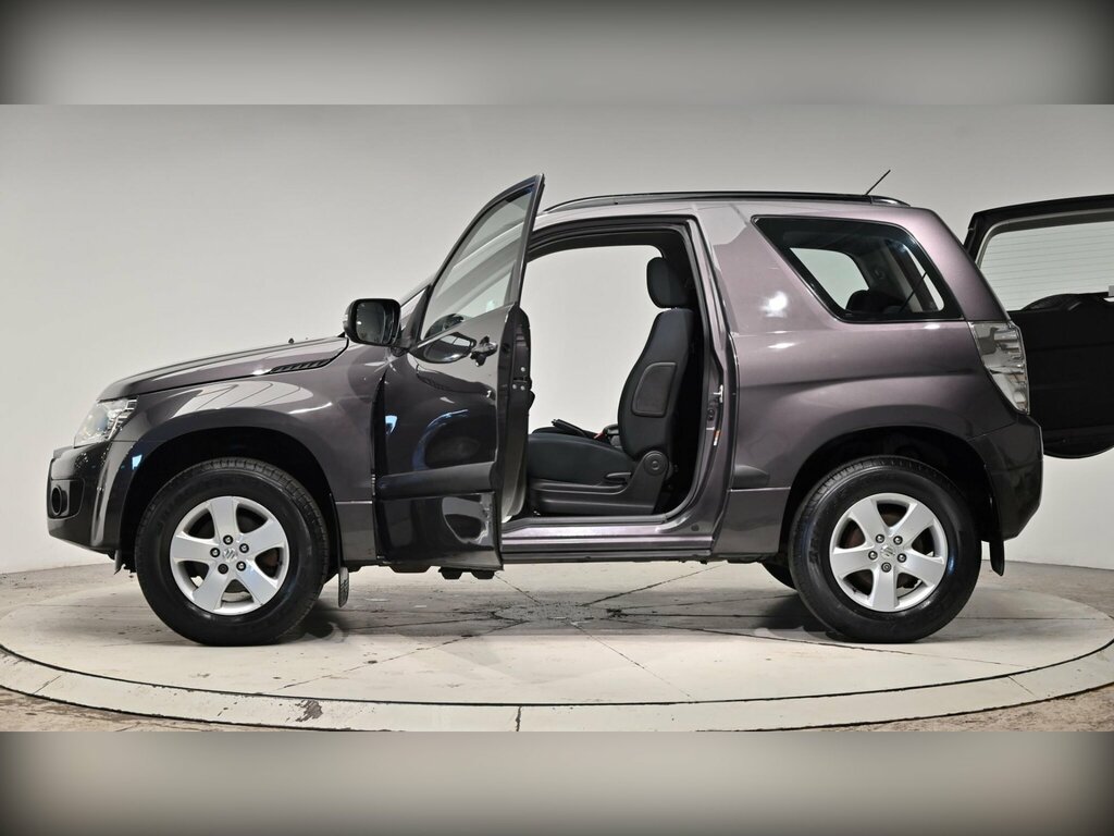 Suzuki Grand Vitara  Brown #56
