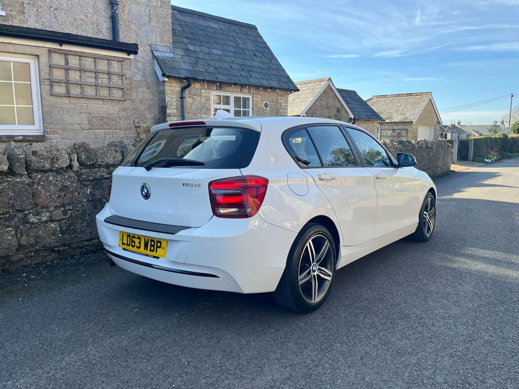 BMW 1 Series 2.0 116D Sport Hatchback Euro 5 S LD63WBP White #4