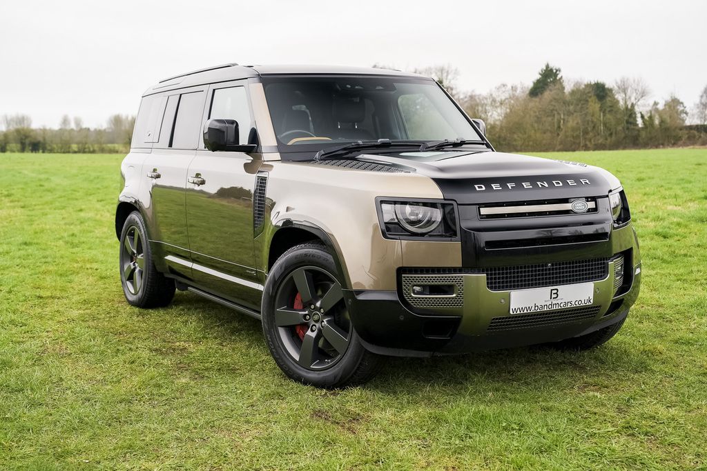 Land Rover Defender 110 3.0 P400 X 110 7 Seat Brown
