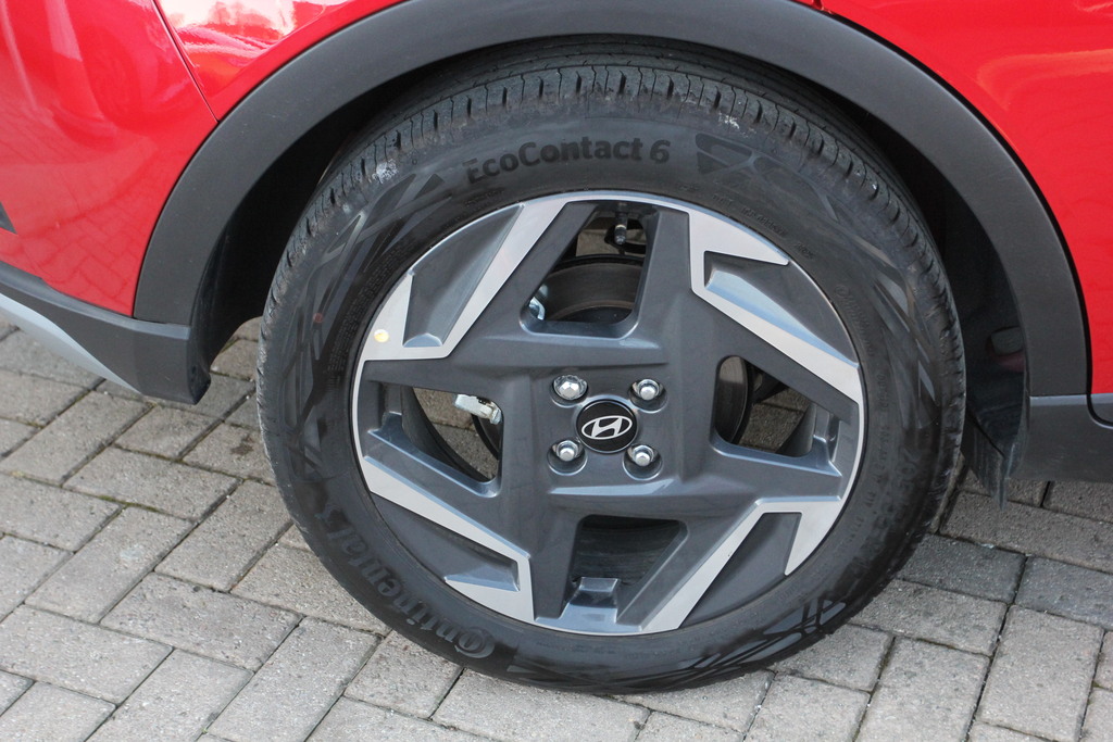 Hyundai Bayon 1.0 Tgdi 90 Tech Line Dct Red #5
