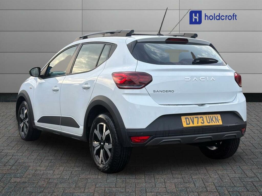 Dacia Sandero Stepway 1.0 Tce Journey DV73UKN White #2