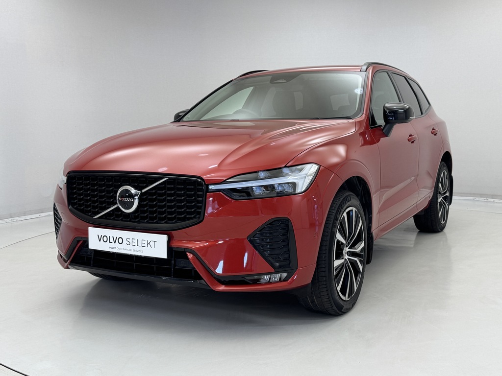 Volvo XC60 2.0 B4d Plus Dark Awd Geartronic KR23MFY Red #3