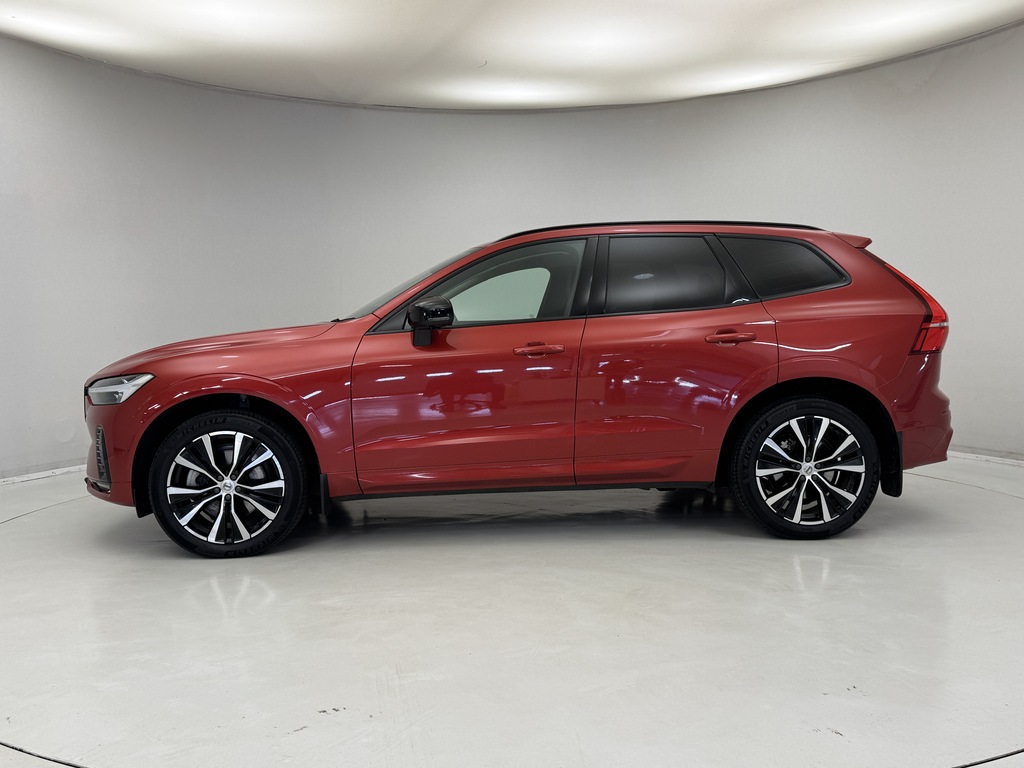 Volvo XC60 2.0 B4d Plus Dark Awd Geartronic KR23MFY Red #2