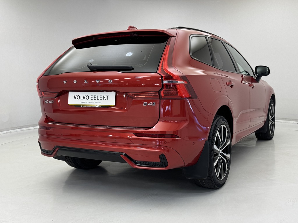 Volvo XC60 2.0 B4d Plus Dark Awd Geartronic KR23MFY Red #6