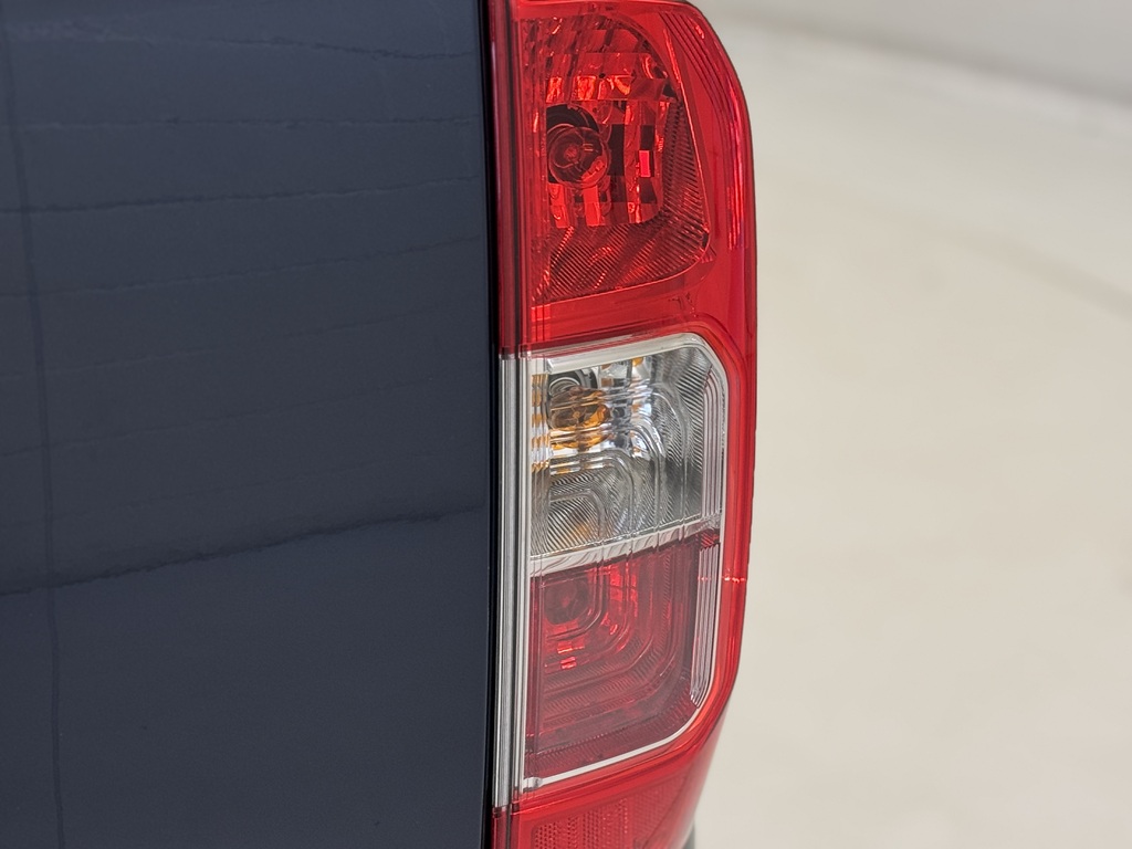 Nissan Navara 2022 22 2.3 #31