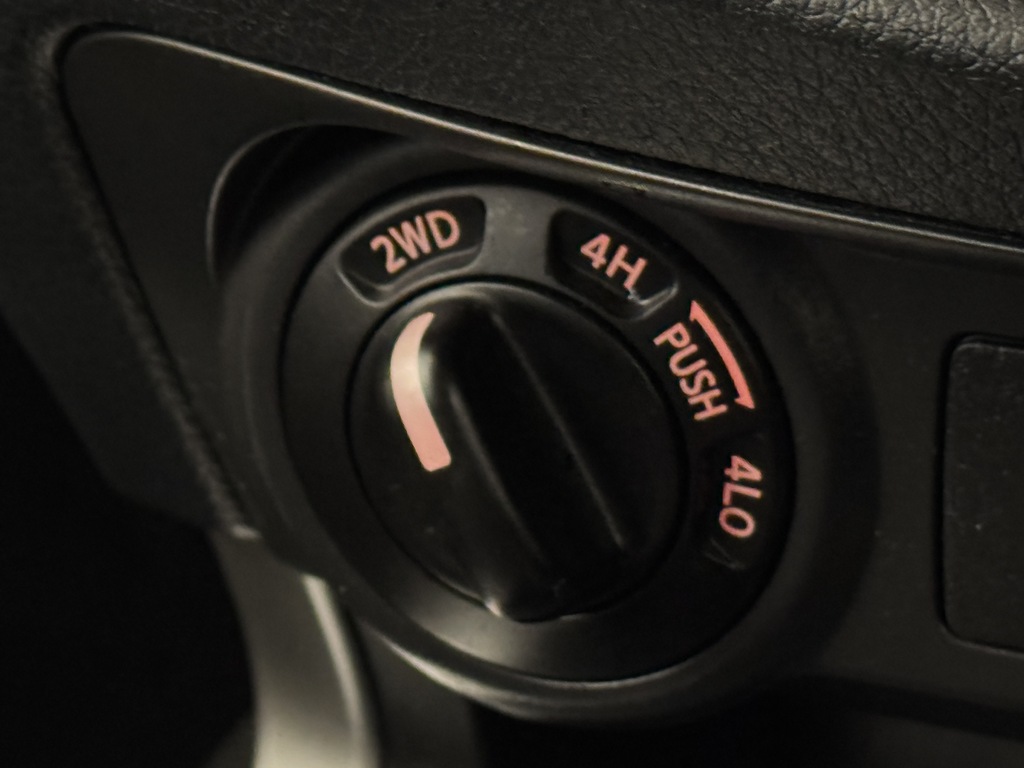 Nissan Navara 2022 22 2.3 #25