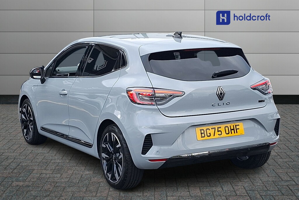 Renault Clio 1.6 E-tech Full Hybrid 145 Techno BG75OHF #2