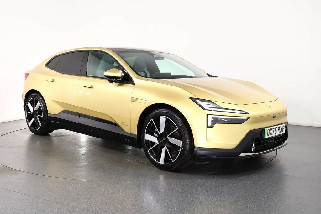 Polestar 4 Long Range Plus Gold
