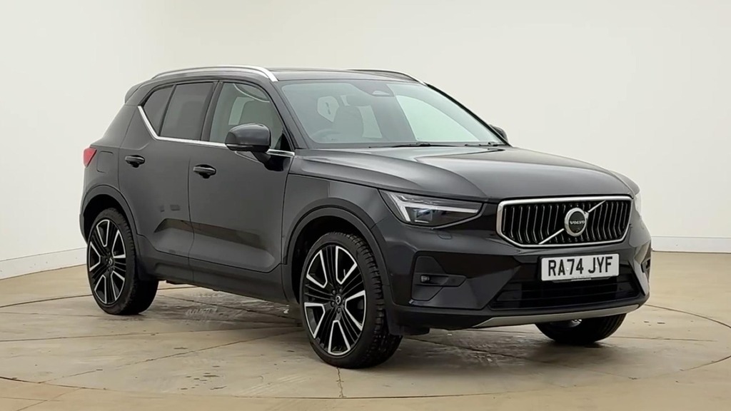 Volvo XC40 Ultra Bright Black