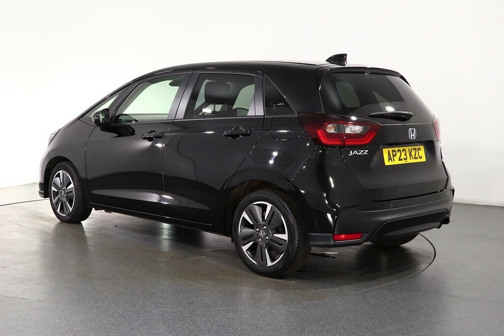 Honda Jazz 1.5 I-mmd Hybrid Advance Cvt AP23KZC Black #5
