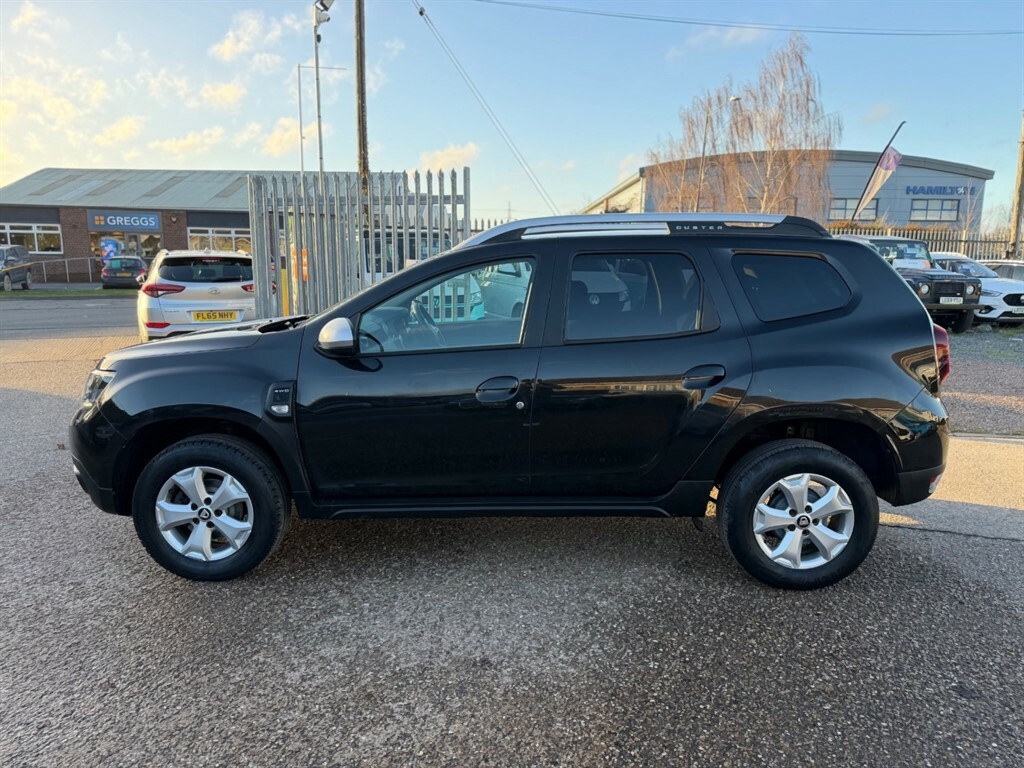 Dacia Duster 1.5 Blue Dci Comfort 4X4 DN19ZCX Black #4
