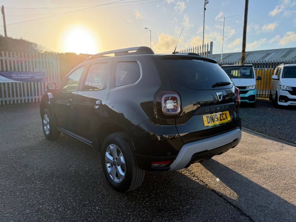 Dacia Duster 1.5 Blue Dci Comfort 4X4 DN19ZCX Black #5