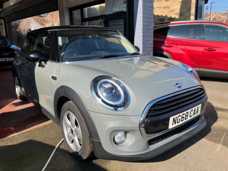 Mini Hatch 1.5 Cooper Classic II - 2018 68 NG68CAA Grey #2