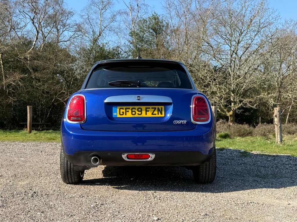 Mini Hatch 1.5 Cooper Exclusive Steptronic Euro 6 Ss GF69FZN Blue #4