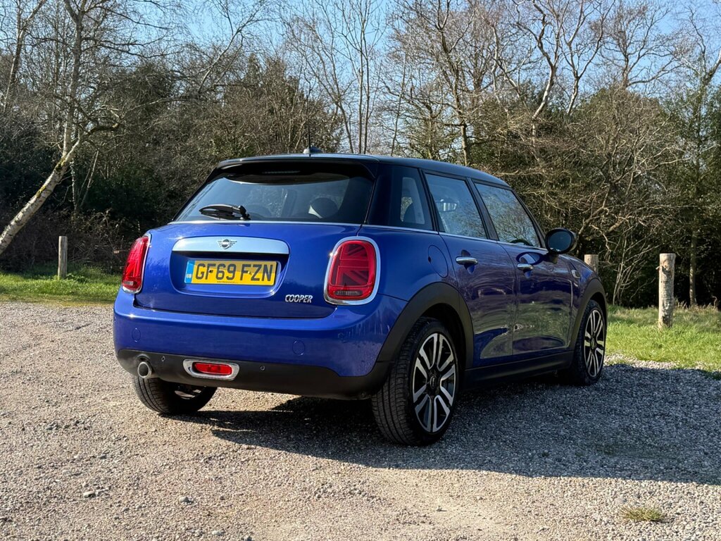 Mini Hatch 1.5 Cooper Exclusive Steptronic Euro 6 Ss GF69FZN Blue #3