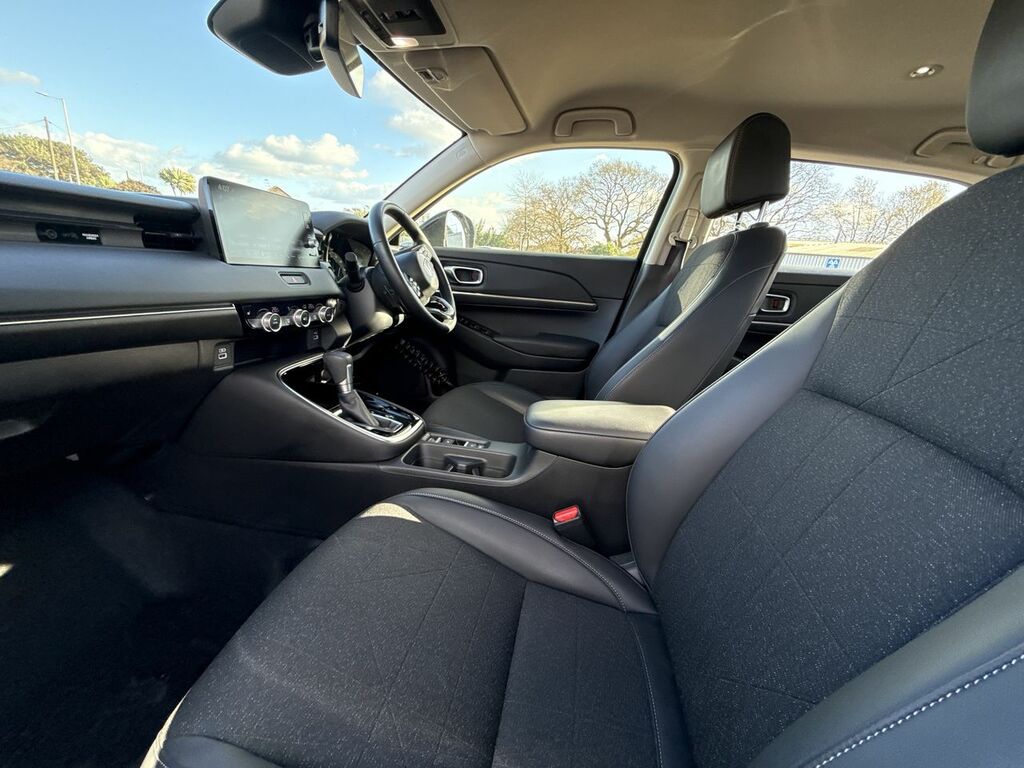 Honda Hr-V 1.5 H I-mmd Advance Suv Hybrid Cvt Euro WG24FEV Black #2