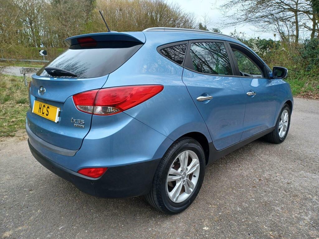 Hyundai Ix35 1.7 Crdi Premium Euro 5 S S Blue #2