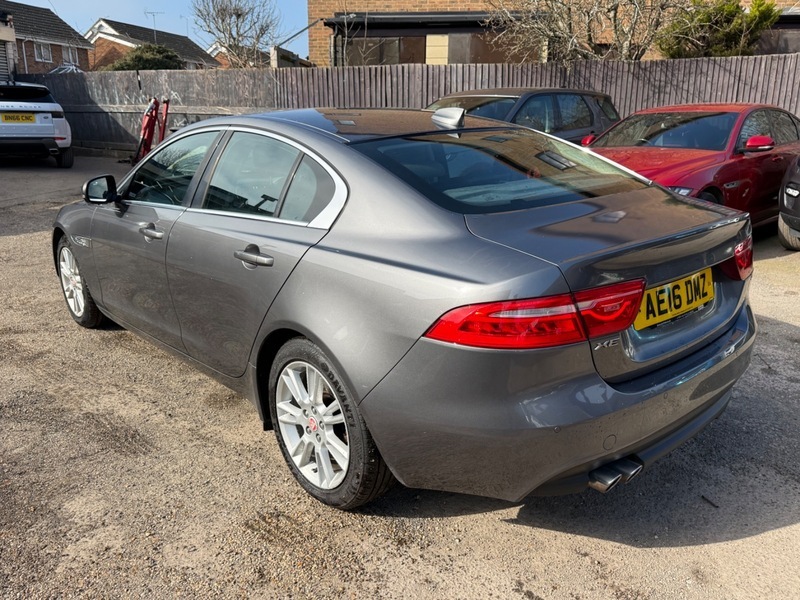 Jaguar XE Prestige AE16DMZ Grey #5