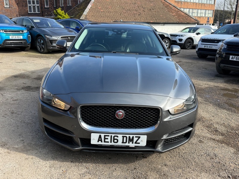 Jaguar XE Prestige AE16DMZ Grey #2