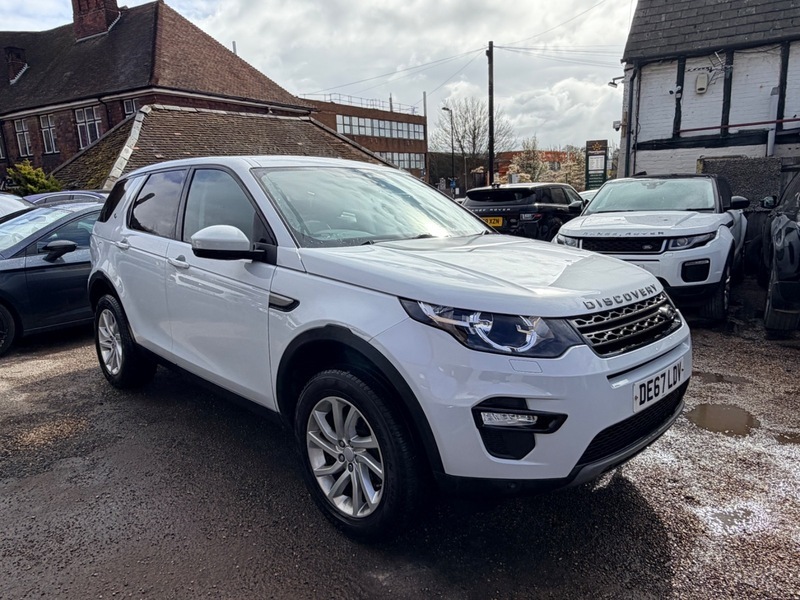 Land Rover Discovery Sport Td4 Se Tech DE67LDV White #2