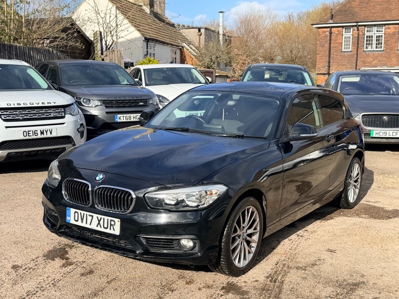 BMW 1 Series 118D Se OV17XUR Black #2