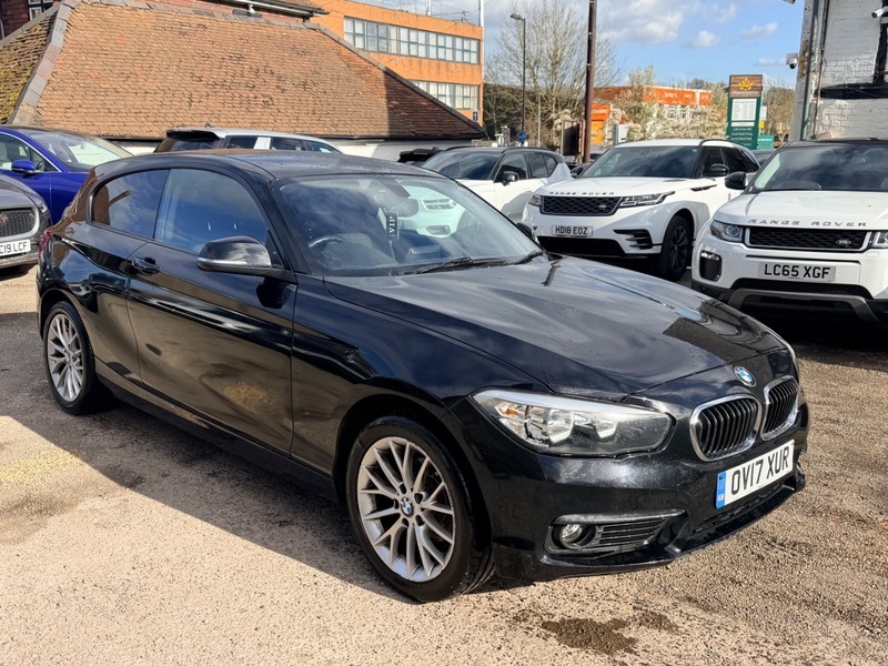 BMW 1 Series 118D Se OV17XUR Black #3
