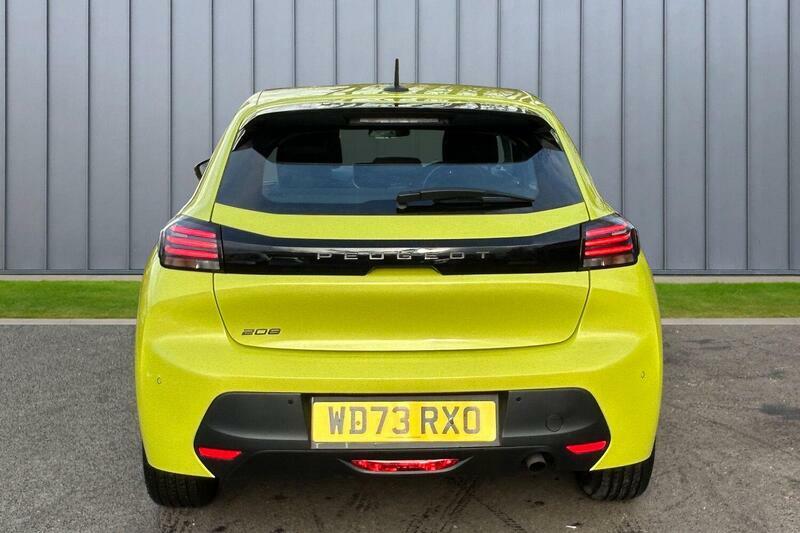 Peugeot 208 1.2 Puretech Active Euro 6 Ss WD73RXO Yellow #6