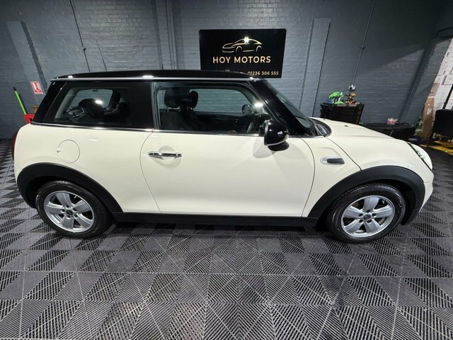 Mini Hatch 2018 1.5 Cooper Hatchback Euro 6 SK68YTG White #2