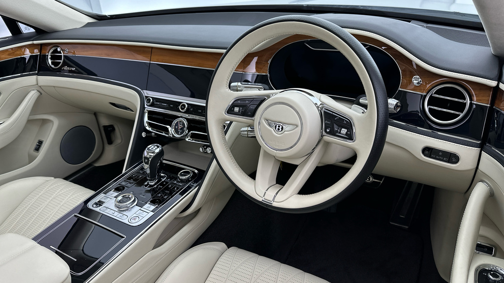 Bentley Flying Spur Azure V6 Hybrid Vat Qualifying White #5