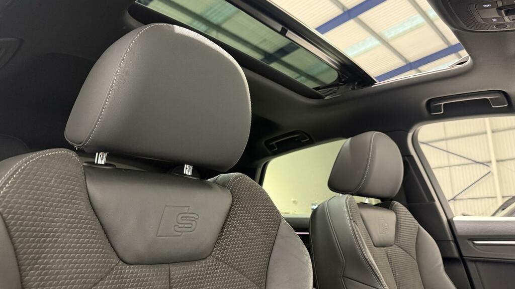Audi Q3 2.0 Tfsi 40 Vorsprung Sportback S Troni Black #3