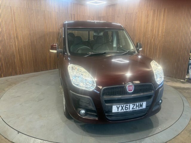 Fiat Doblo 1.4 16V Mylife Ss Red