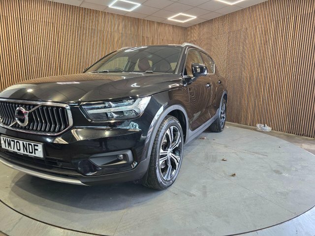 Volvo XC40 2.0 B4 Mhev Inscription Pro Euro 6 Ss YM70NDF Black #3